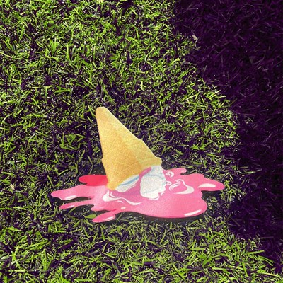 TLP反光车贴 原创烈日s下融化的草莓圆筒冰激凌 防水摩托平面贴纸