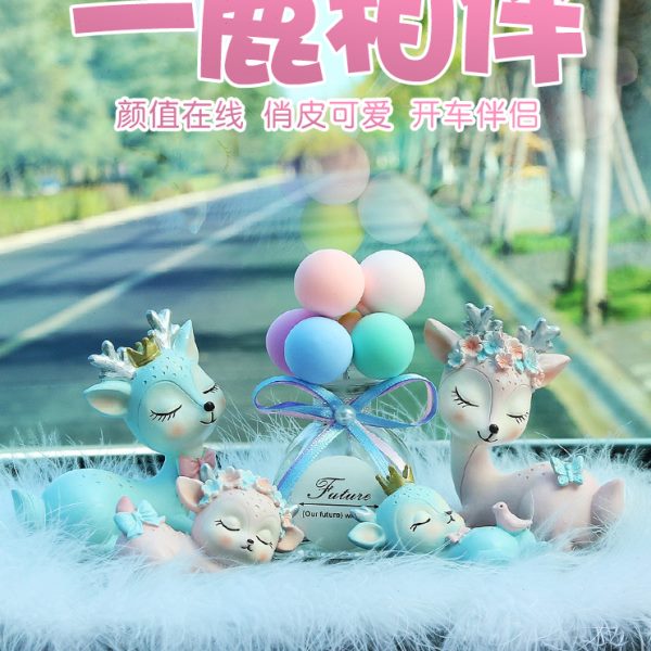 网红女神款一路平安鹿汽车摆件中控台车载高档车内装饰用品大全男
