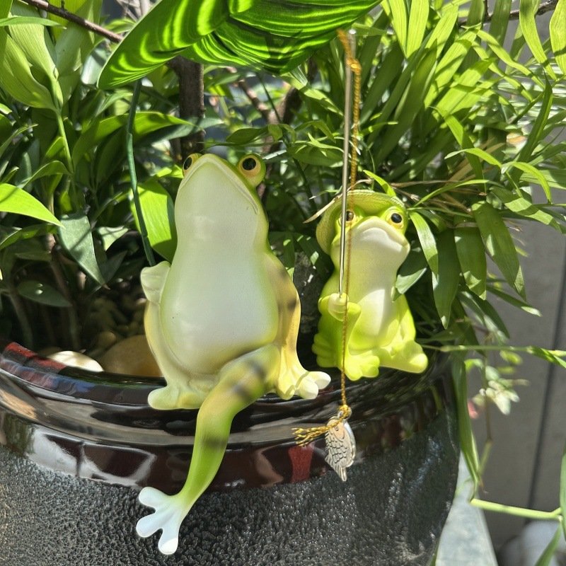 车载摆件撑伞乘凉青蛙阳台庭院花园鱼缸布置装饰摆件仿真动物摆设
