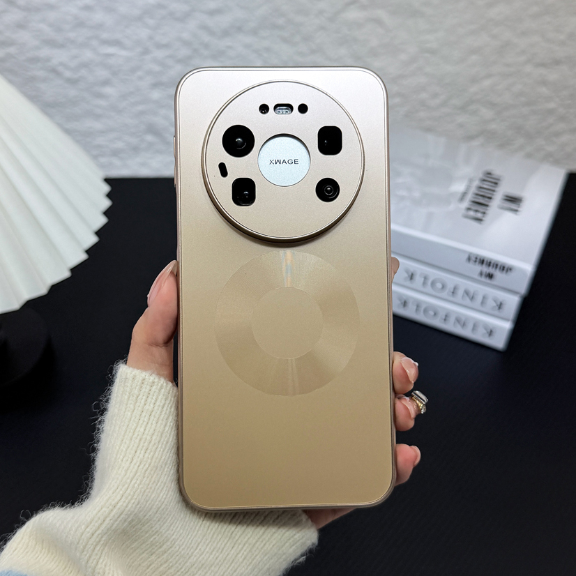 适用/华为mate80proMax手机壳 秒变美特款 TPU+PC+金属烤漆+N52扇形强磁+全遮镜头片+AG磨砂背板