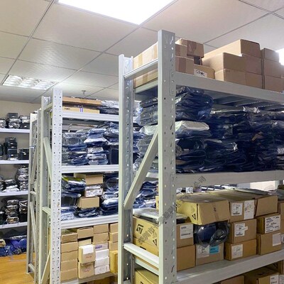 ADE7758ARW SSOP24 三相电能计量 电能计量芯片 ADE7758 全新原装