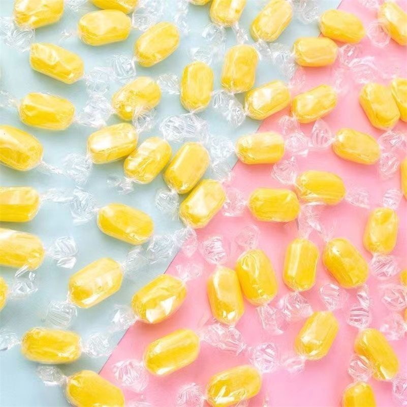 浓香榴莲味奶糖正宗泰国风味榴莲软糖休闲网红糖果散装解馋小零食