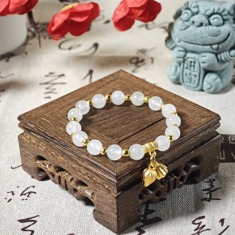 烟青写意和田天山翠玉手链女款手串轻奢小众精致手镯玉石白玉珠子