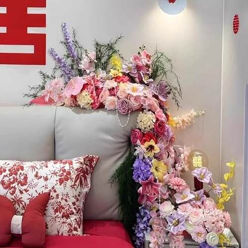 婚房氛围感布置结婚套装拉花装饰仿真花排女方卧室床头喜字蝴蝶结