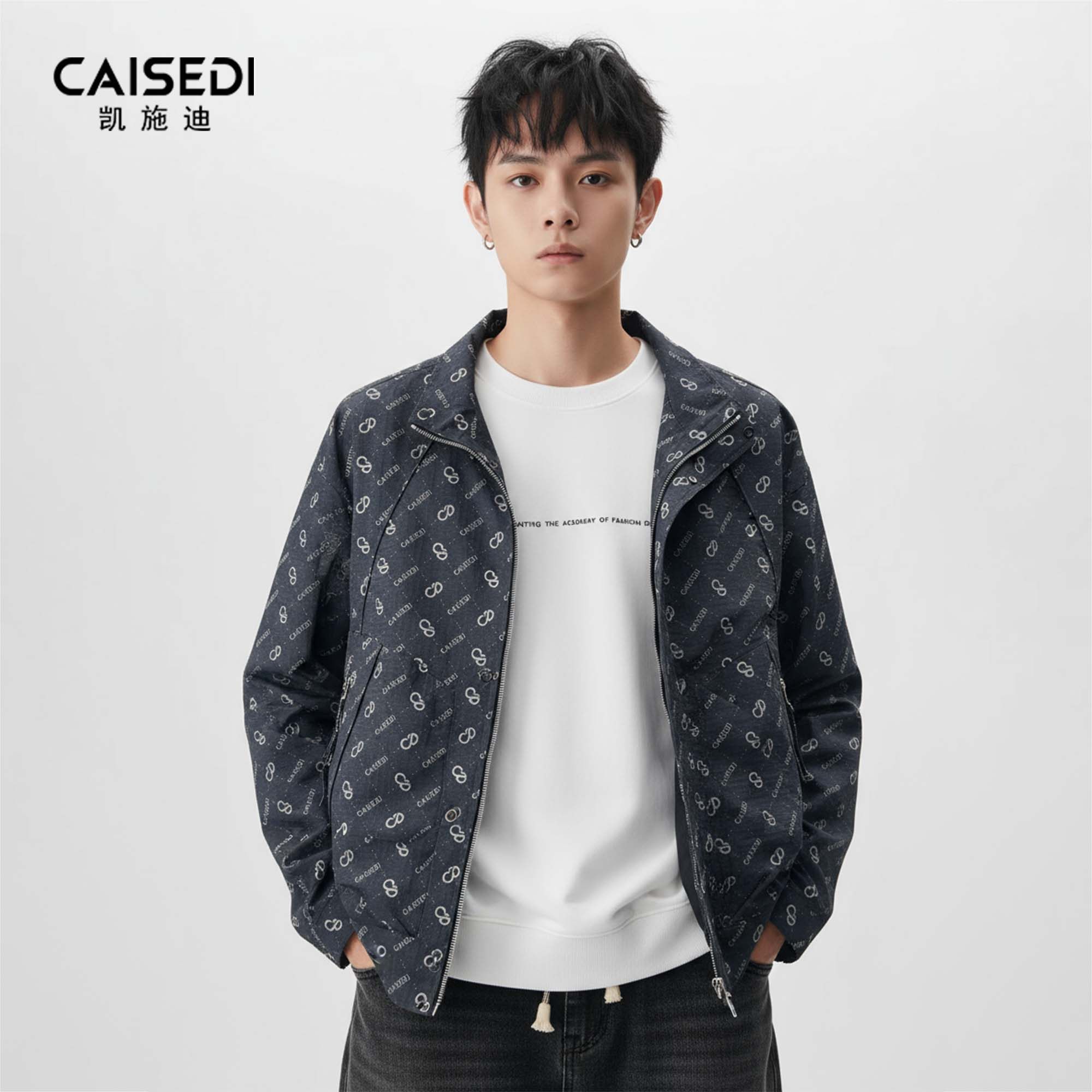 凯施迪短款立领夹克男秋冬新品潮牌满版字母印花上衣微宽休闲外套,男装,夹克,淘宝优惠券,粉丝福利购,淘宝优惠卷