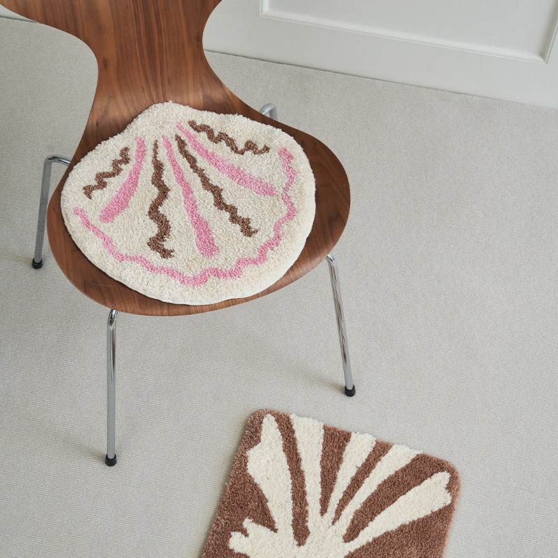 莫语 防滑簇绒椅垫 办公室久坐屁屁坐垫 冬季学生防凉座垫异形垫