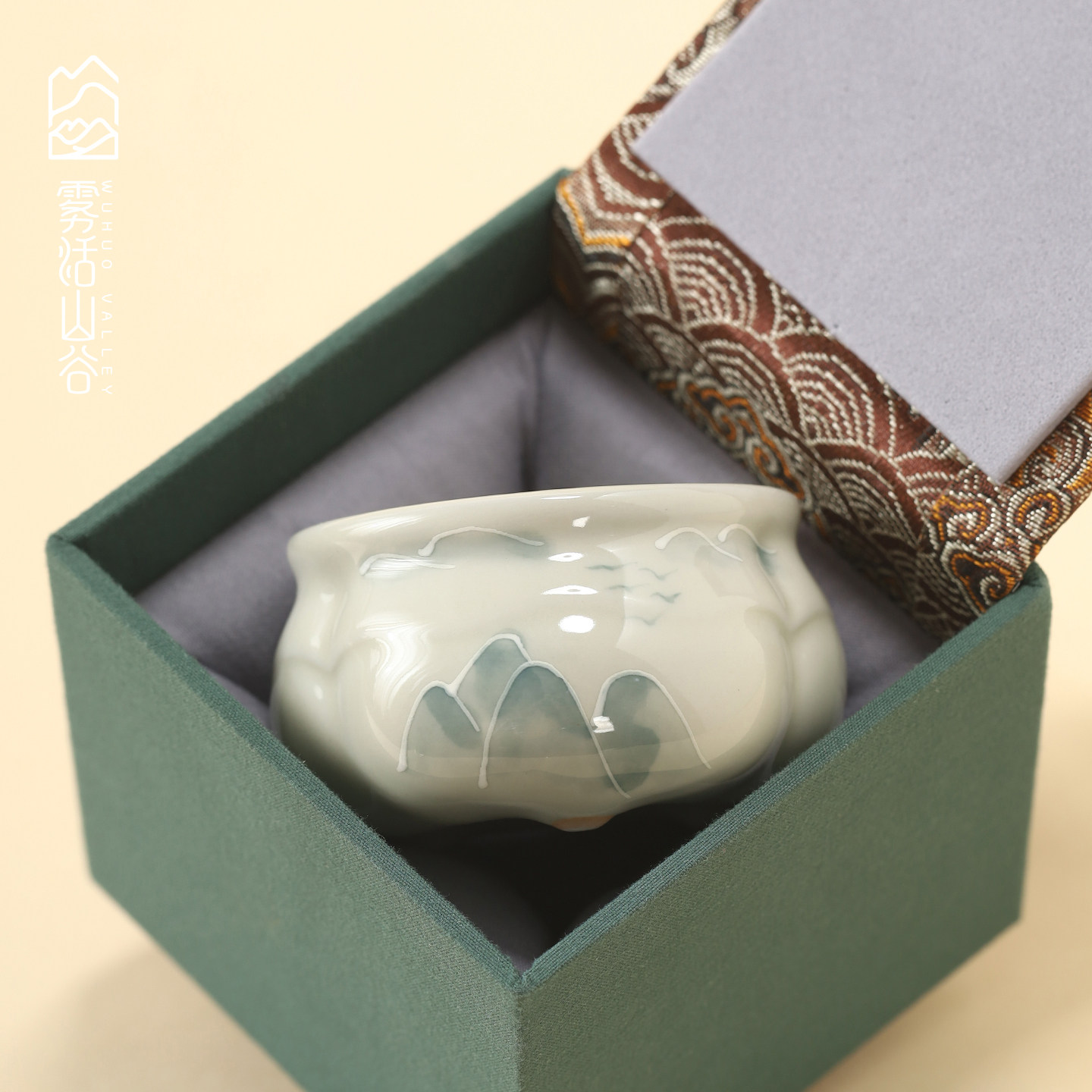 手绘远山陶瓷香炉釉下彩线香炉高端茶道配件中式小香插复古熏香炉,餐饮具,茶道/香炉,淘宝优惠券,粉丝福利购,淘宝优惠卷