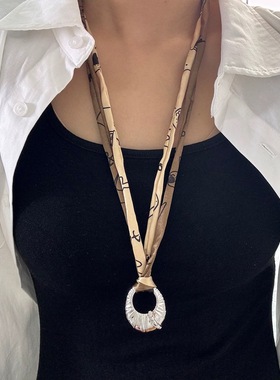 青岛出口新款双层丝质吊坠长项链气质毛衣链小众叠戴项链