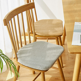 餐桌椅子坐垫温莎椅木椅凳子海绵垫子防滑座垫毛绒餐椅垫屁垫 冬季