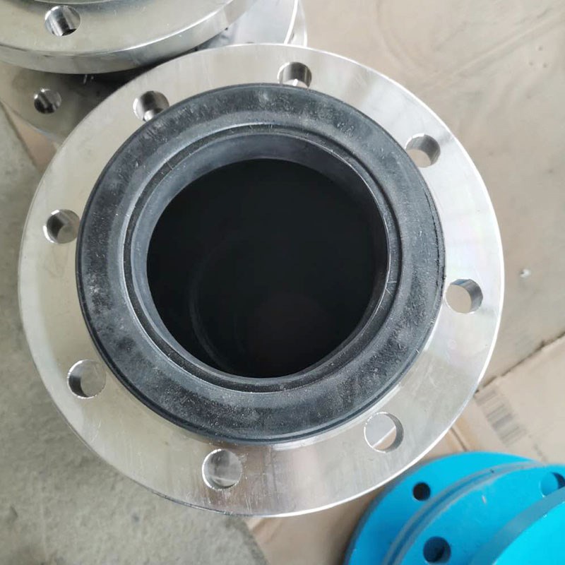 法兰式橡胶软连接可曲绕单球体柔性接头可根据图纸生产橡胶软接头