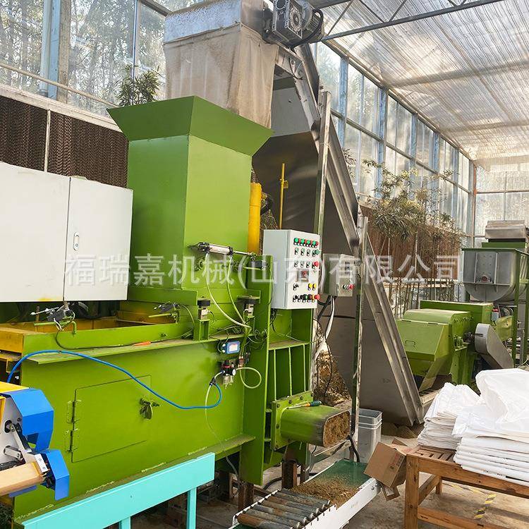 玉米秸秆液压打包机牧草苜蓿草套袋打包机刨花压块打包机现货
