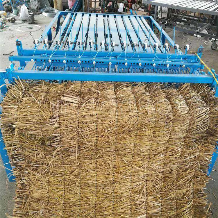 芦苇编制电动苇帘机蒲草稻草电动编织机自动切边大棚保温被机