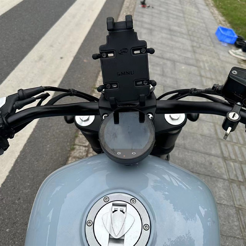 适用春风450CL-C摩托车中置仪表减震手机支架可旋转导航架防震