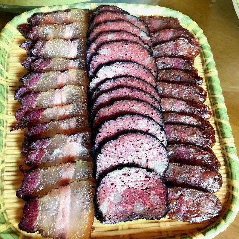 年货贵州特产青岩古镇烟薰土猪腊肉麻辣香肠排骨血豆腐土特产送礼