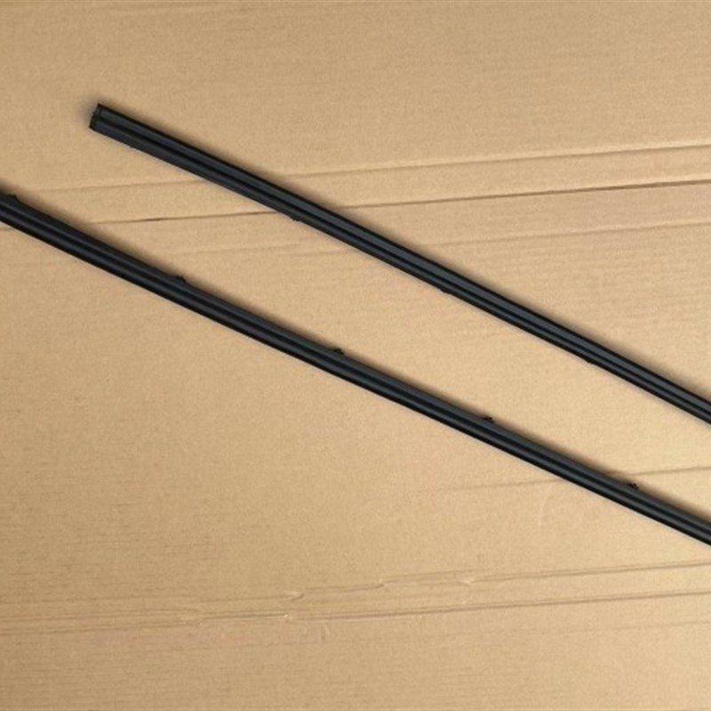 奔E驰E2EE2EL车门胶条密封条车门下胶条防水条 饰条