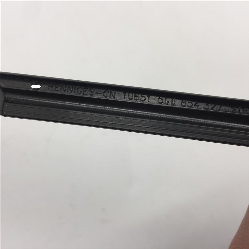 适用大众凌渡前挡风外压条密封条凌度 前挡风挡玻璃两侧饰条