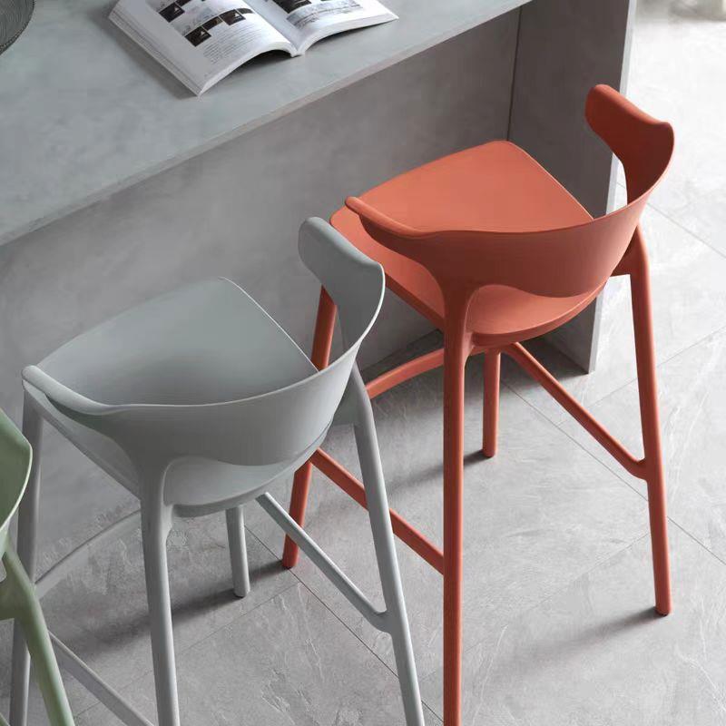 北欧简约吧椅现代极简塑料靠背吧台椅家用可叠放设计师创意高脚凳