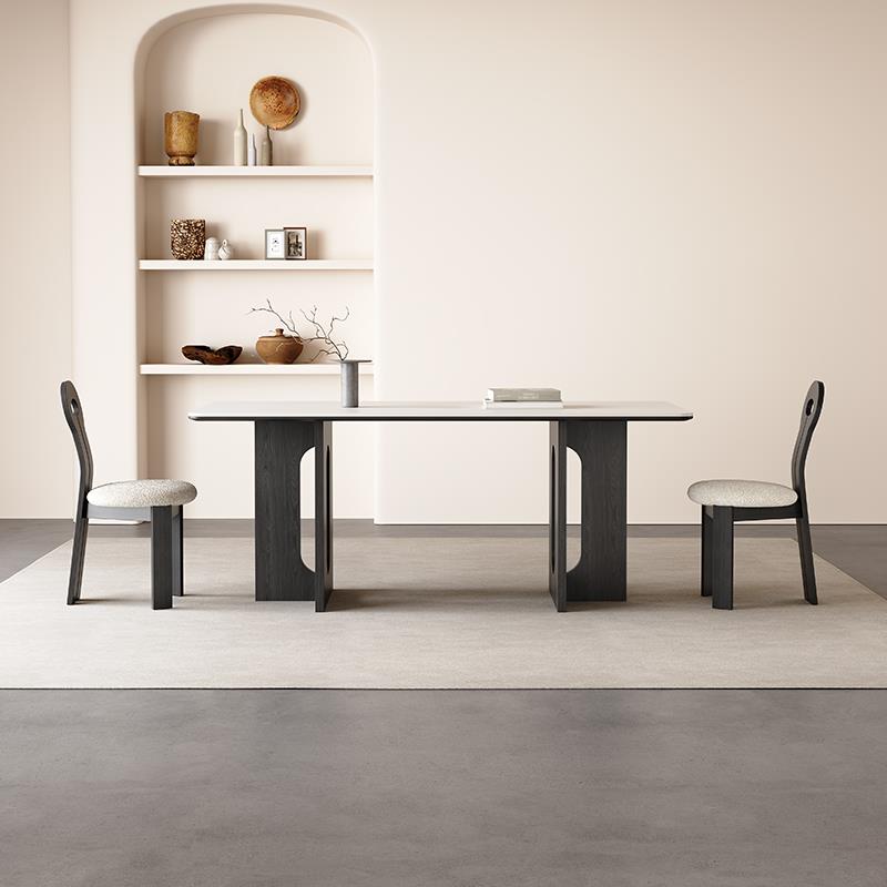 复古实木岩板餐桌2024新款轻奢高端小户型进口哑光全托岩板餐桌椅