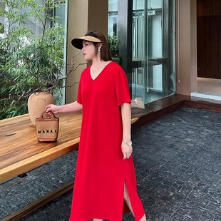 巨显瘦垂感v领开叉遮肚裙大码女装胖mm夏季新款宽松中长款连衣裙