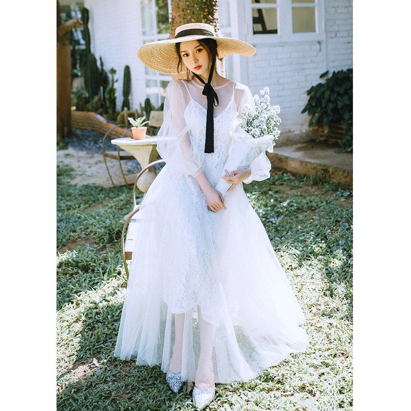 【白小仙】轻婚纱2021新款夏季法式复古森系新娘简约吊带蕾丝长裙
