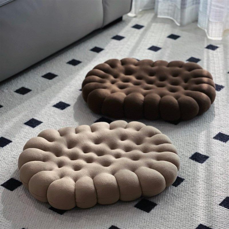 可爱饼干坐垫椭圆形客厅沙发垫地板屁垫上班族学生久坐加厚靠垫女