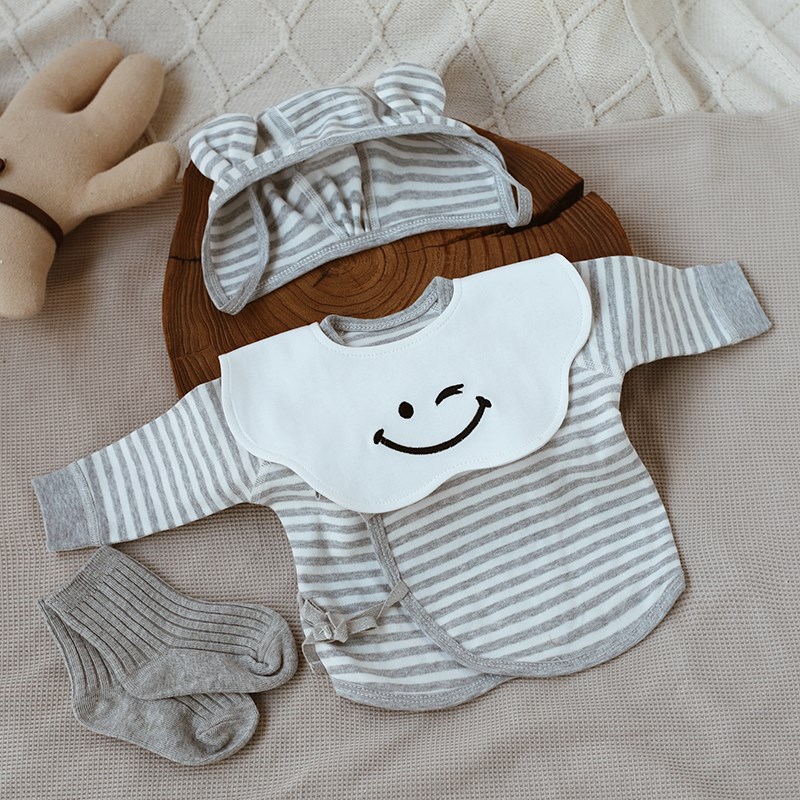 婴姿新生婴儿半背衣0一3月初生宝宝春秋a类护肚幼儿衣服纯棉52码