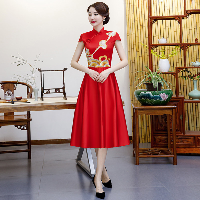 礼仪旗袍迎宾服小姐中国风青花瓷走秀合唱演出酒店学生接待合唱服