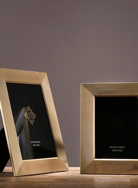 现代简约相框摆台6寸7寸高档黄铜金属照片框样板房办公室卧室装饰