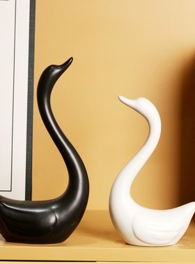 轻奢高档软装高级感家居客厅电视柜酒柜装饰品长耳兔子坐姿小摆件