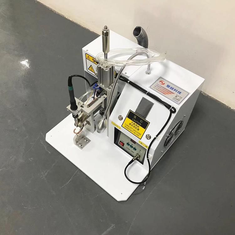 供应自动出锡焊锡机品字头电源线焊接机防水头插件半自动点焊机