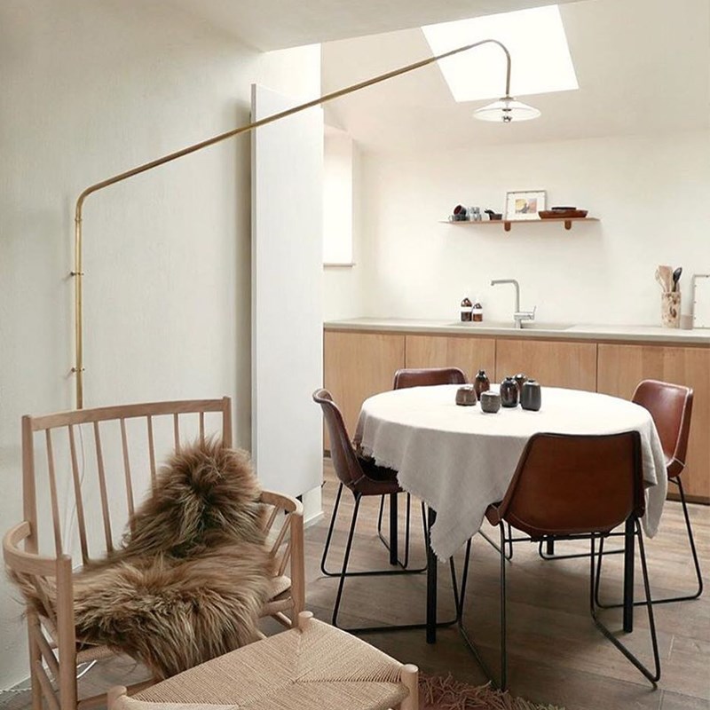 北欧简约复古设计师服装店酒店餐厅客厅书房个性彩色长杆旋转壁灯