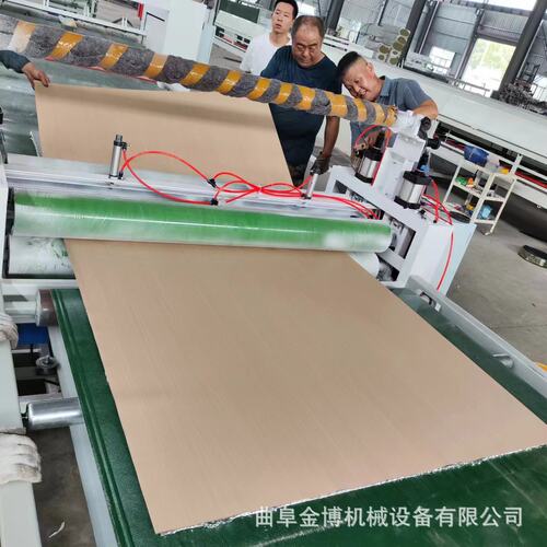 卷材金属板覆膜机记米剪切镀锌钢板贴膜机卫生间隔断pvc复合机
