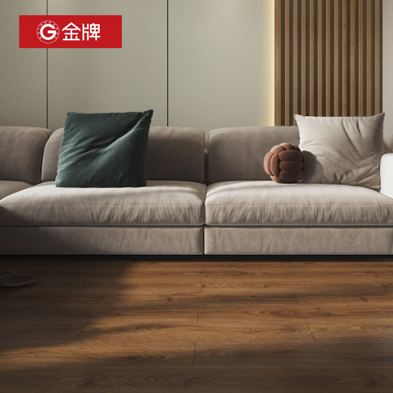 金牌木门家用多层木地板实木复合地板卧室防潮地暖耐磨环保无醛