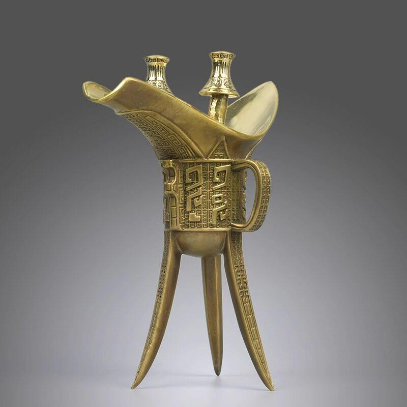 纯黄酒杯铜酒杯摆件覆古古酒樽用代三足家黄铜爵杯帝酒王酒樽酒鼎