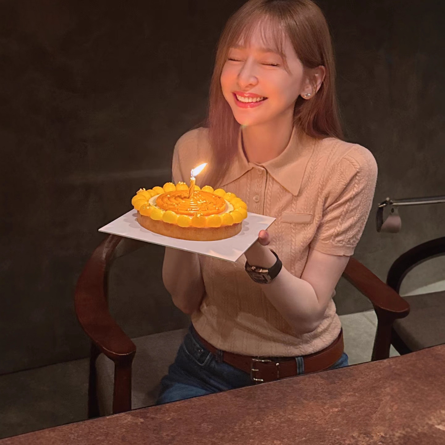 明星同款复古镂空钩花翻领短袖针织衫女早秋季气质百搭POLO衫