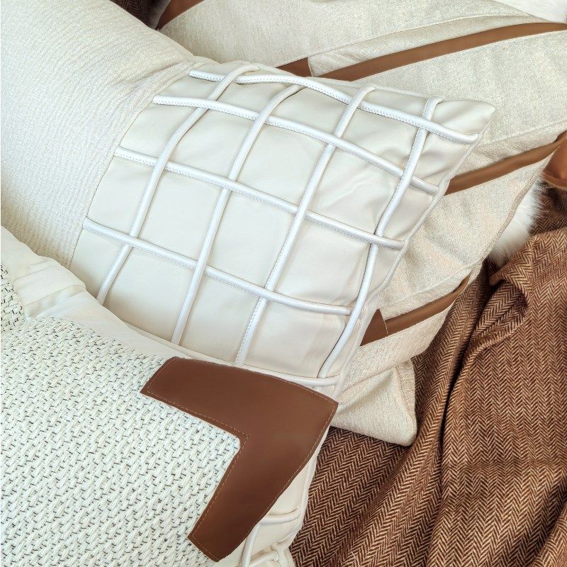 现代客厅抱枕南瓜色麂皮绒腰枕奶白色皮革皮草多件抱枕,居家布艺,靠垫/抱枕,淘宝优惠券,粉丝福利购,淘宝优惠卷