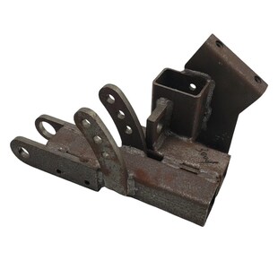 雷沃玉米收七齿张紧轮支架总成割台拨禾链齿张紧轮总成