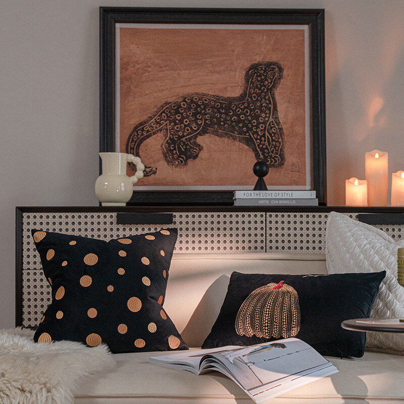 现代复古法式诧寂风中古风奶油风草间弥生波点南瓜绒布鸱鸺抱枕