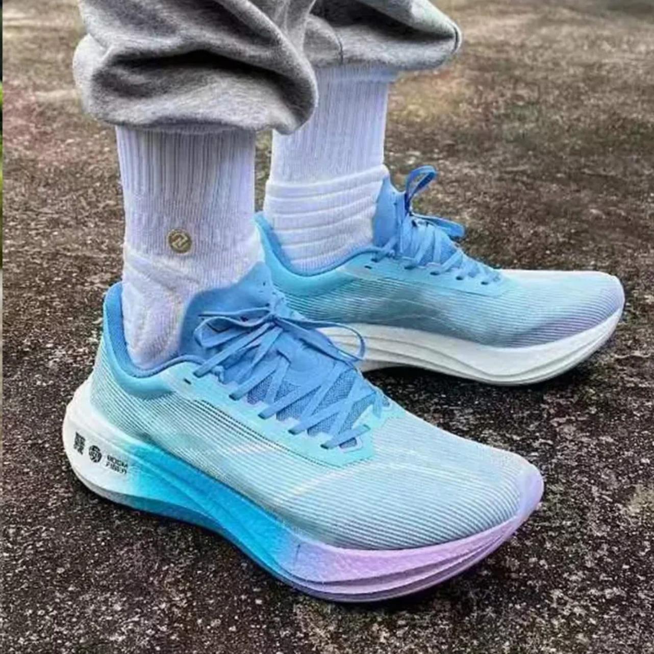 飞电3c跑步鞋儿童碳板减震