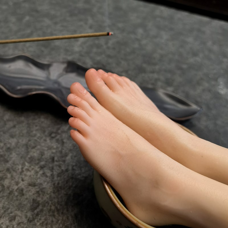 品鉴版美脚硅胶脚模足控恋足把玩女生仿真足模拍摄道具小脚宠