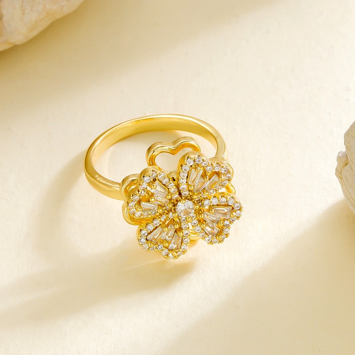 2025新款幸运守护小众设计戒指