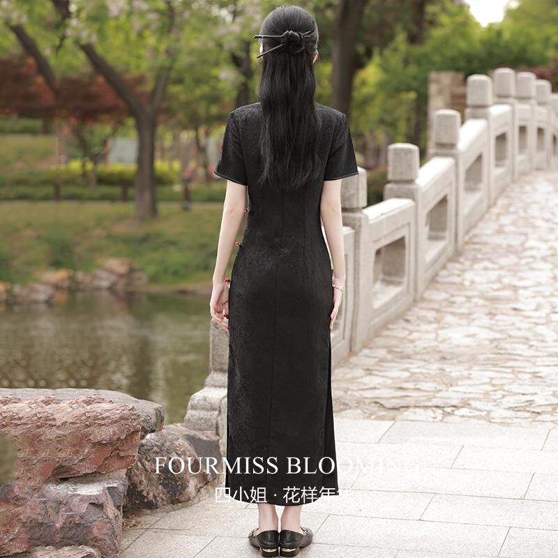 【花样年华】国风旗袍年轻改良连衣裙修身复古年新款走秀2025春