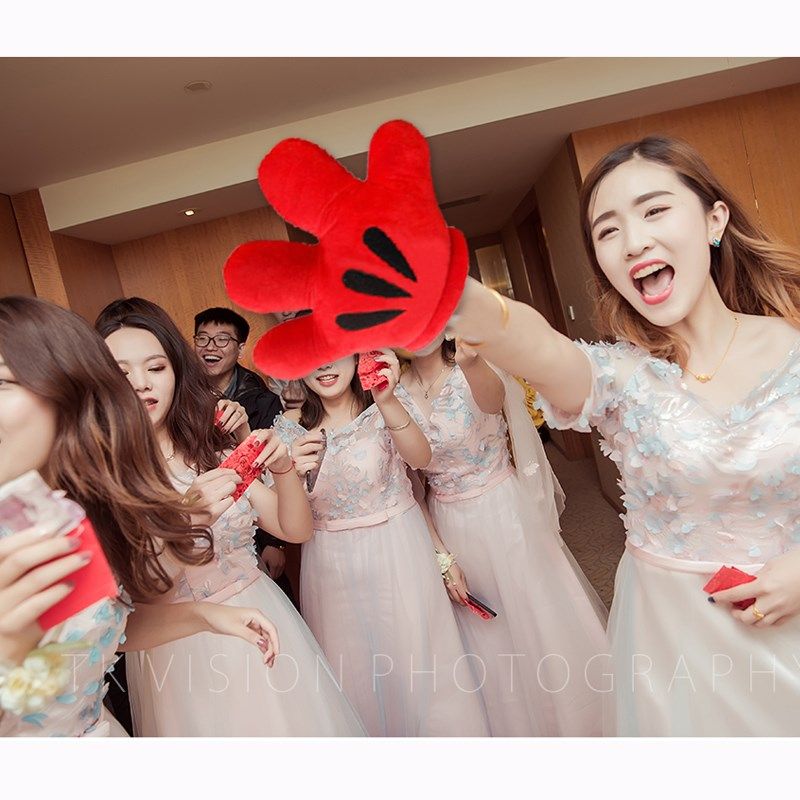 指东看西团小游戏道具结婚接亲堵门整蛊新郎伴郎大拇指红色大手套,节庆用品/礼品,堵门/游戏道具,淘宝优惠券,粉丝福利购,淘宝优惠卷