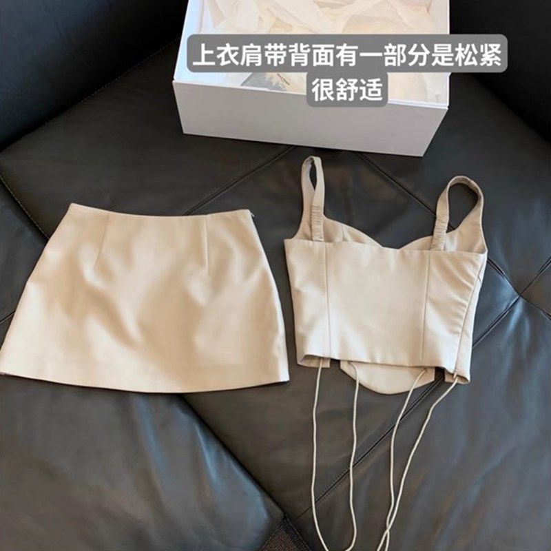 卡其色性感绑带修身吊带背心上衣+包臀a字显瘦短裙套装女,女装/女士精品,时尚套装,淘宝优惠券,粉丝福利购,淘宝优惠卷