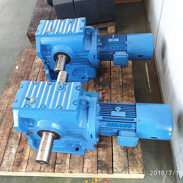 S97~S107齿轮蜗轮减速机减速器具有自锁功能广泛用于起重机输送机