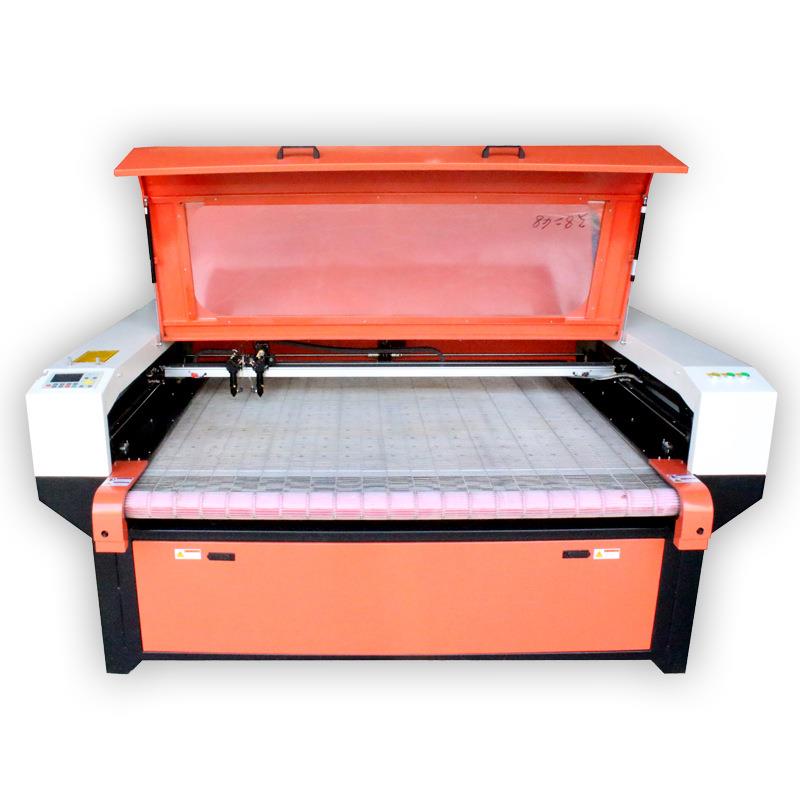 厂家直销布料纺织布皮革毛等1610双头自动送料激光裁剪机