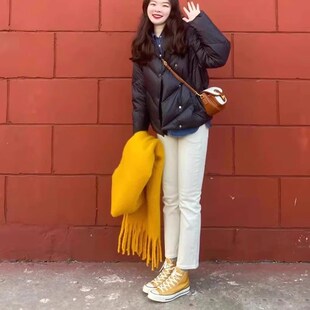 杏色烟管直筒牛仔裤女2025年春秋新款小个子八九分女士米白色裤子