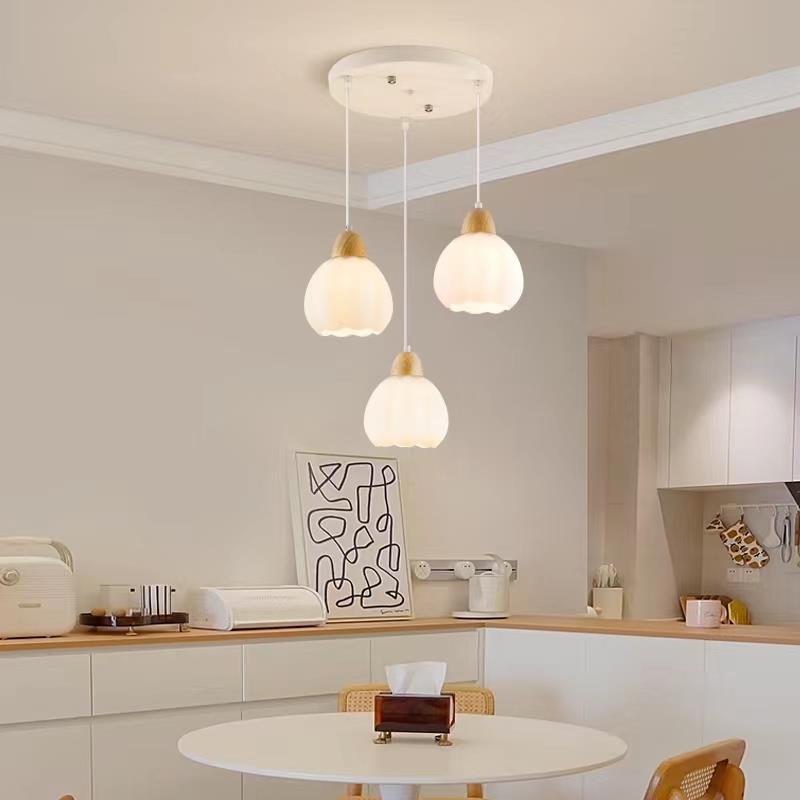 法式奶油风设计师款吧台灯具简约现代创意餐桌艺术饭厅灯花朵吊灯