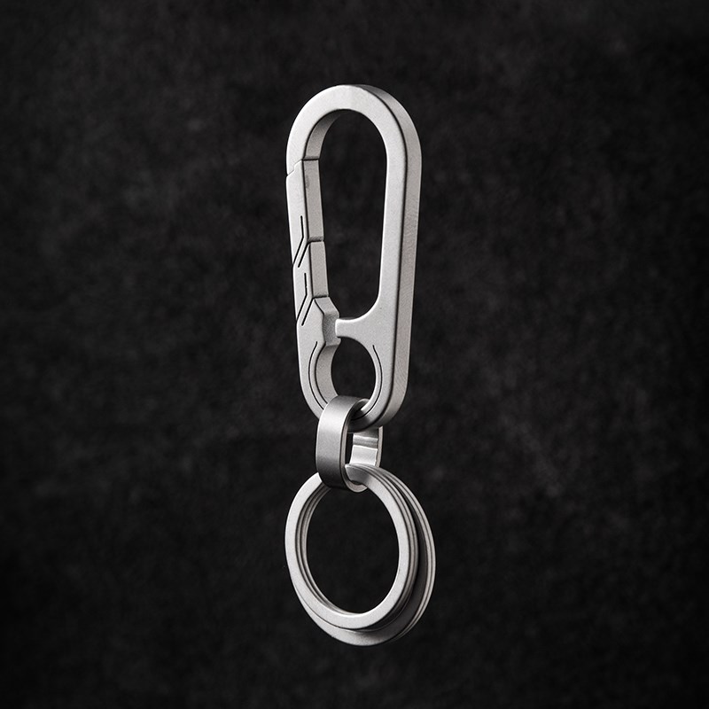 钛合金简约男士腰挂钥匙扣挂件创意轻便耐用汽车钥匙链圈环包挂饰