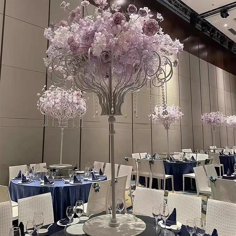 百界2024新款婚庆道具铁艺桌花花器架婚礼堂T台路引现场布置装饰